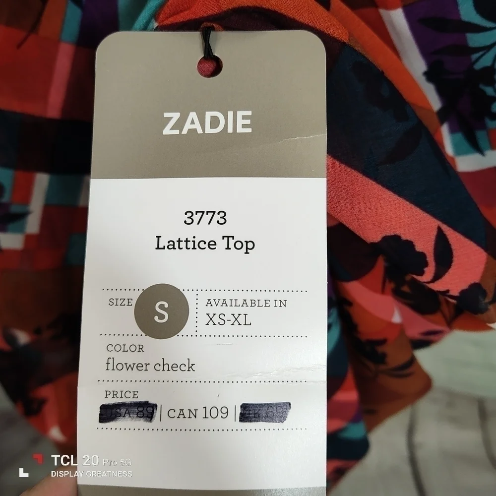 CAbi Women Lattice Top Sz S Zadie Flower Check Style 3773 Cami Semi Sheer Plaid - Picture 7 of 8